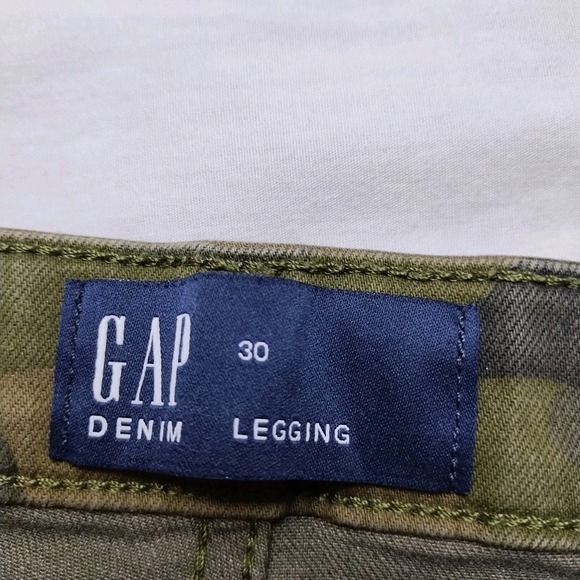 Gap‎ Women's Capri Leggings Pants Size 30 Camo Denim Camouflage Tapered Leg - Picture 12 of 16